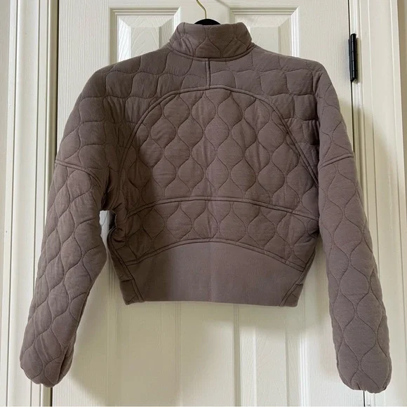 Women's FLX Cropped Quilted Jacket NWT Size XS Truffle - Picture 4 of 15